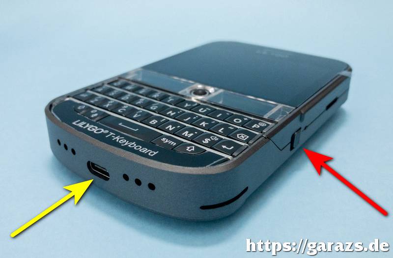 A főkapcsoló és az USB-C aljzat